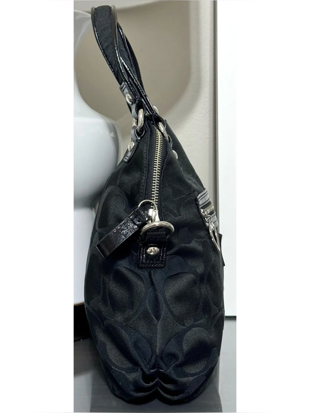 COACH Poppy Daisy Signature F21713 Black-on-Black Satchel